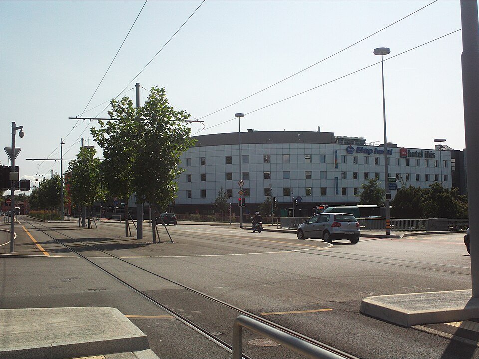 Starling Geneva Hotel and Conference Center hotel