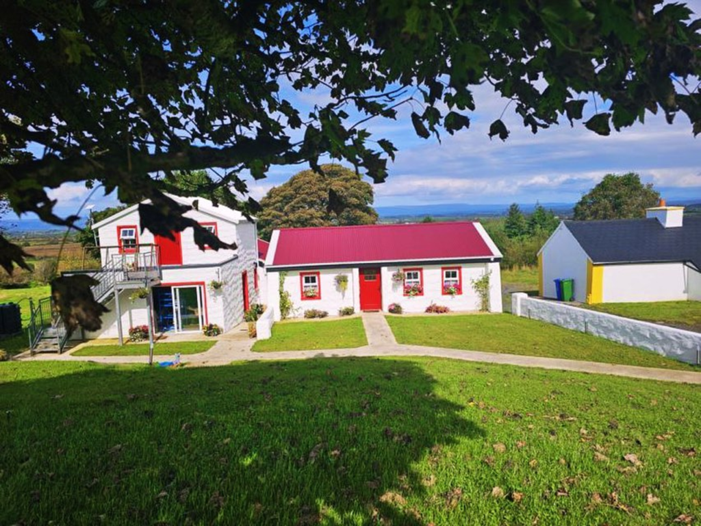 Tiernan’s Charlestown Accommodation